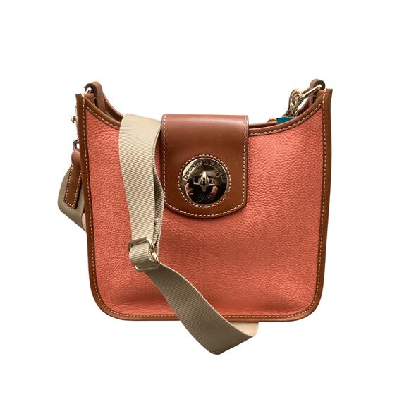 Dooney & Bourke Handbags - NWT Dooney &Bourke Purse Women’s One Size Messenger Bag 28 BPEBT2377 Coral Color